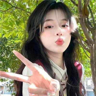 我想变成鸟,所以跳起来